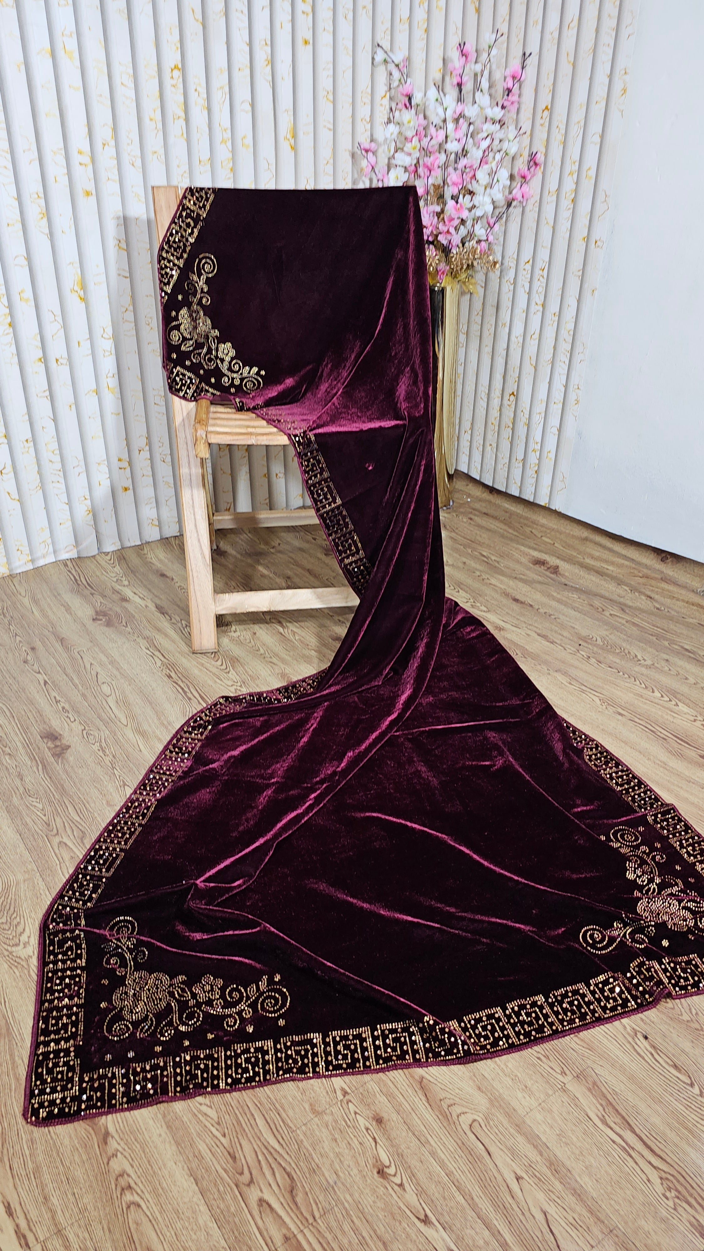 𝙲𝚕𝚊𝚜𝚜𝚒𝚌 𝚂𝚝𝚘𝚗𝚎 𝚆𝚘𝚛𝚔 𝚂𝚑𝚊𝚠𝚕 – 𝚂𝚝𝚢𝚕𝚒𝚜𝚑 & 𝙲𝚘𝚖𝚏𝚘𝚛𝚝𝚊𝚋𝚕𝚎